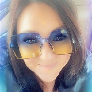 Meet your Posher, Tanya